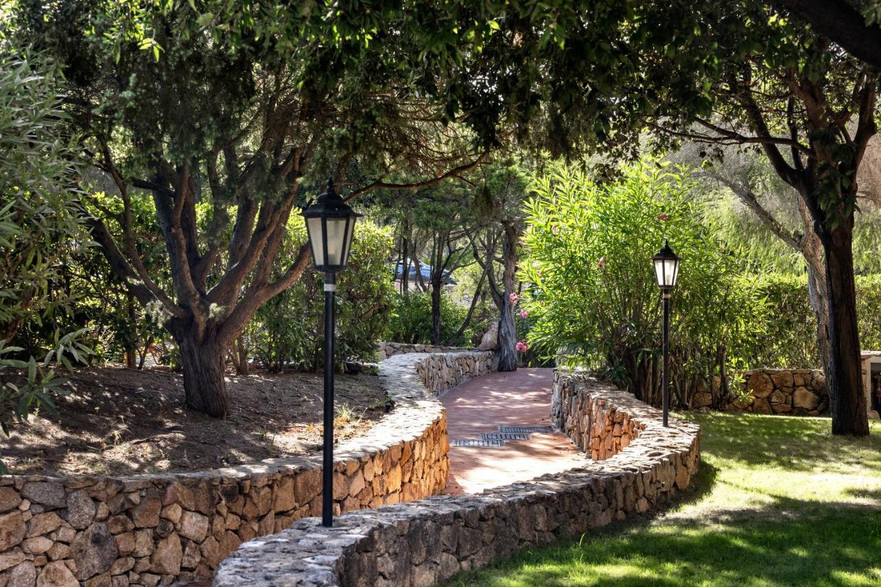 Aparthotel Il Giardino Degli Oleandri Liscia di Vacca Exterior foto