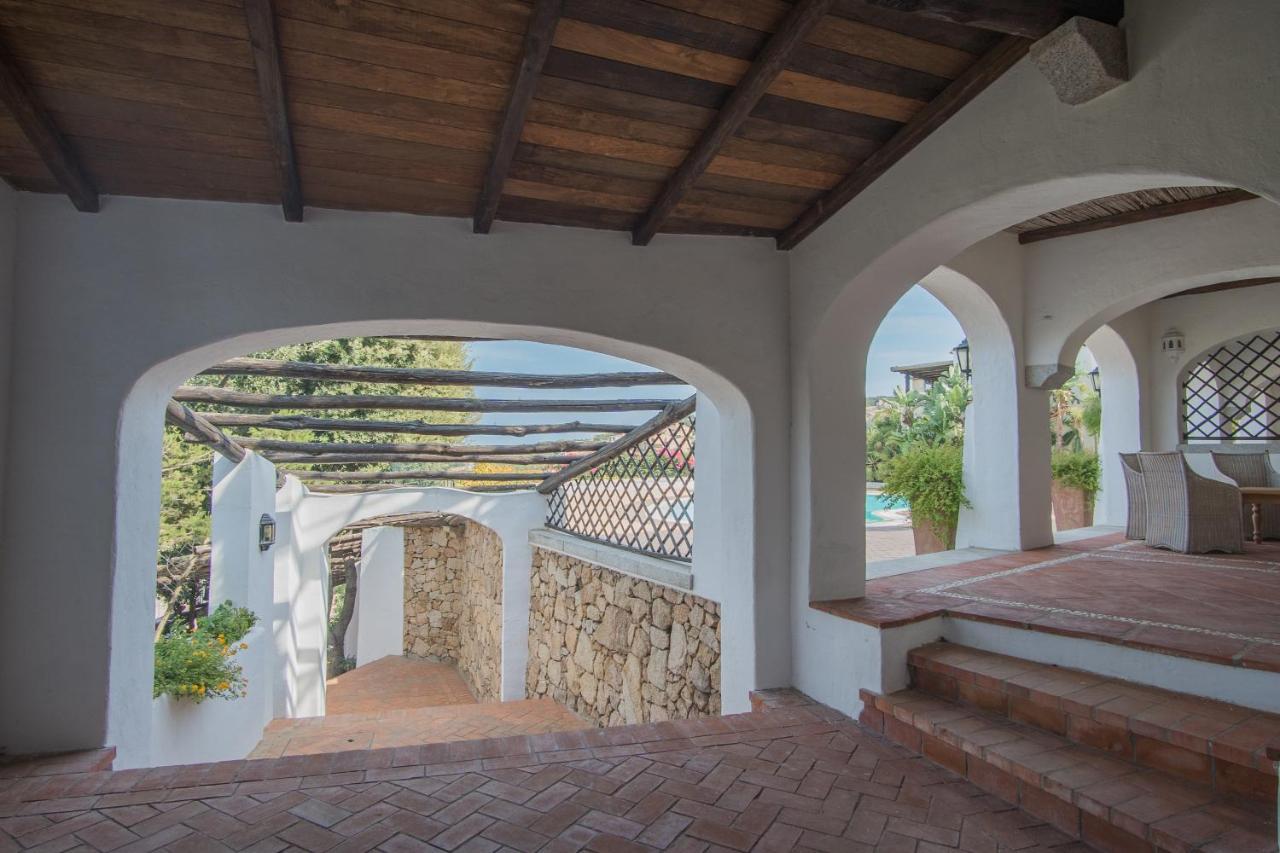 Aparthotel Il Giardino Degli Oleandri Liscia di Vacca Exterior foto