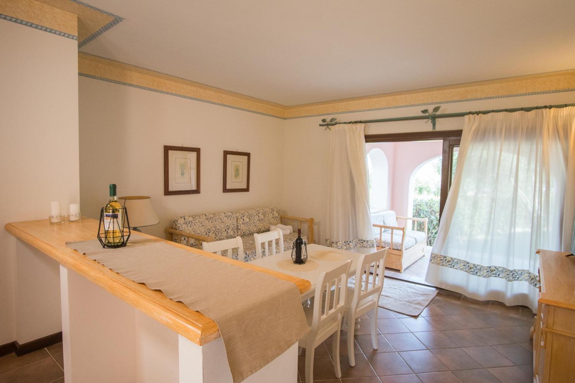 Aparthotel Il Giardino Degli Oleandri Liscia di Vacca Exterior foto